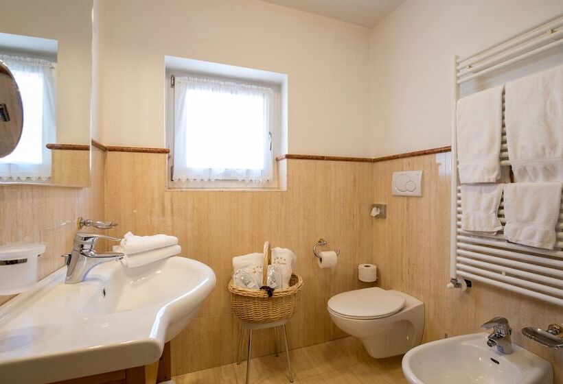 اتاق استاندارد یک نفره, Chalet All'imperatore
