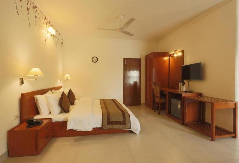 Suite, Aapno Ghar Resort