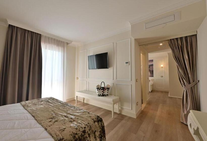 سوییت جونیور لوکس, Ca  D Oro Tre Stelle Superior Adults Only