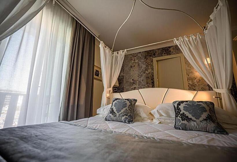 اتاق لوکس, Ca  D Oro Tre Stelle Superior Adults Only