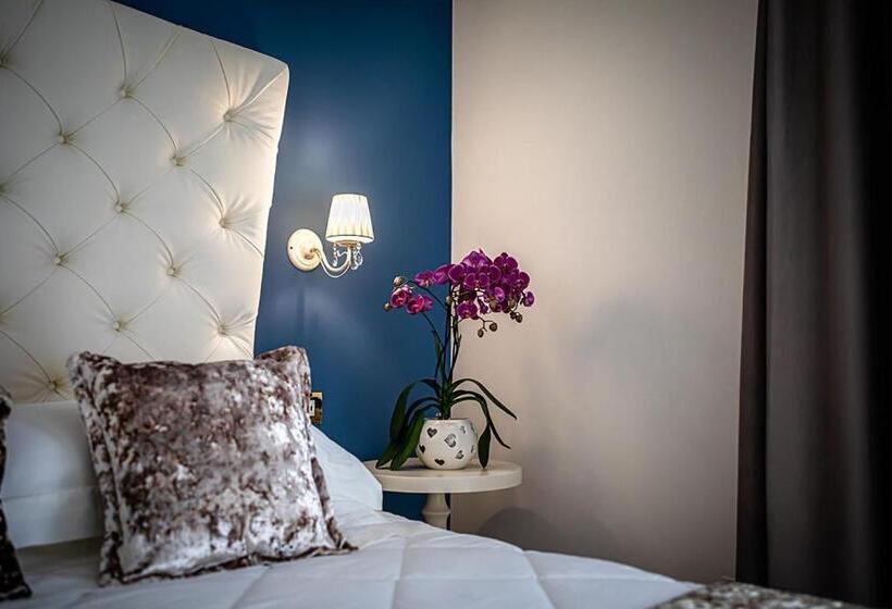 سوییت جونیور لوکس, Ca  D Oro Tre Stelle Superior Adults Only