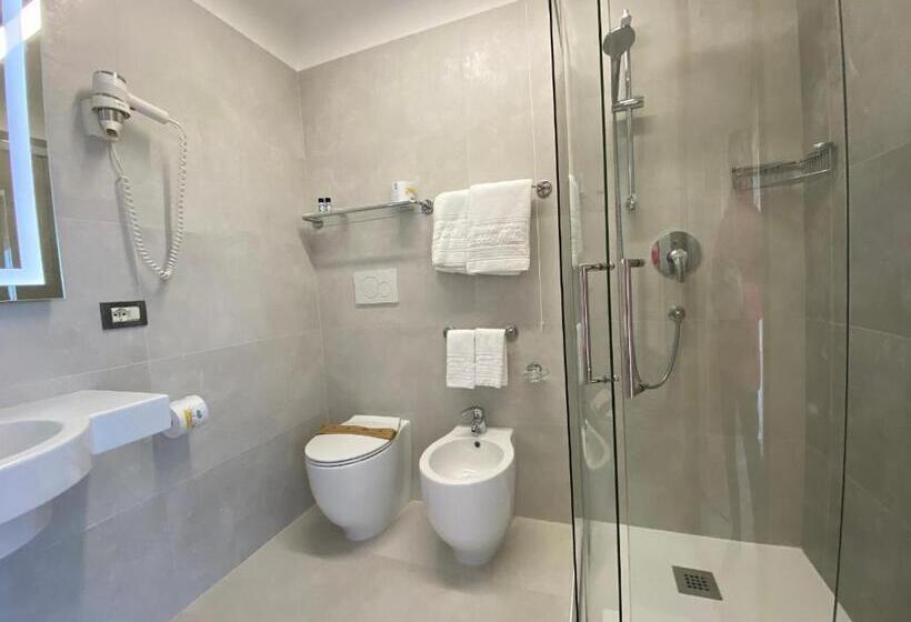 اتاق استاندارد یک نفره, Croce Di Malta