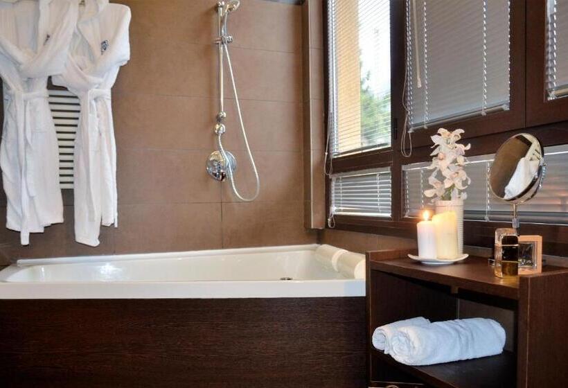 سوییت جونیور, Du Lac   Relax Attitude