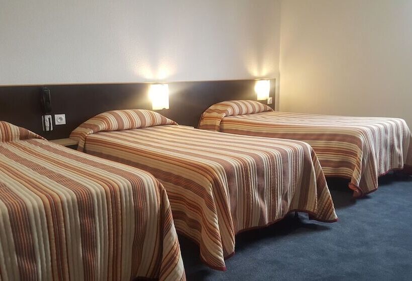 اتاق استاندارد سه نفره, Hôtel Hélianthe