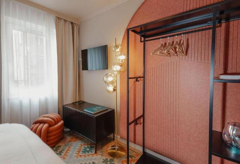 اتاق استاندارد یک نفره, Lux