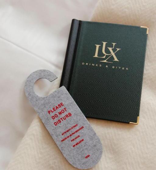 اتاق استاندارد یک نفره, Lux