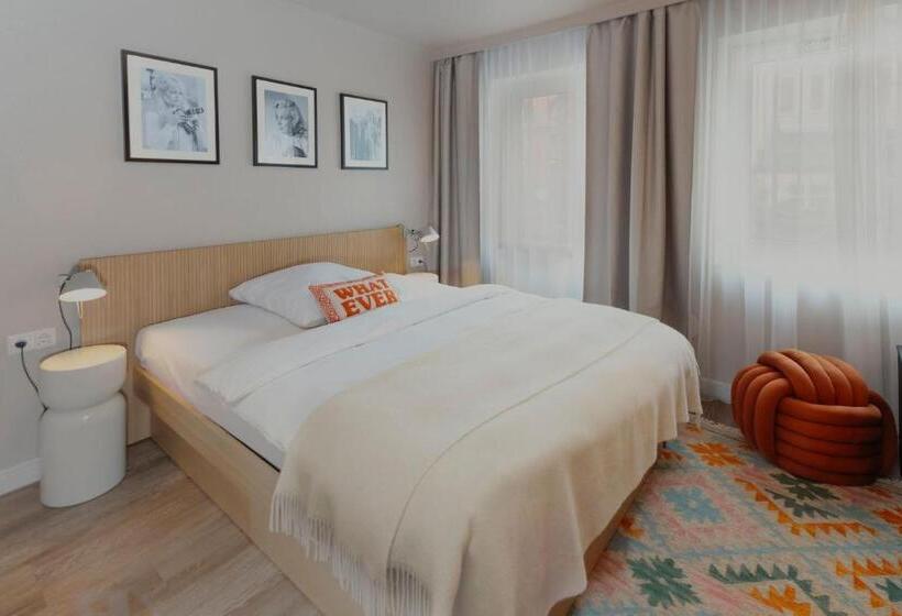 اتاق استاندارد یک نفره, Lux