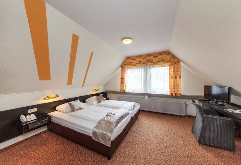 Comfort Room, Novum  Strohgau