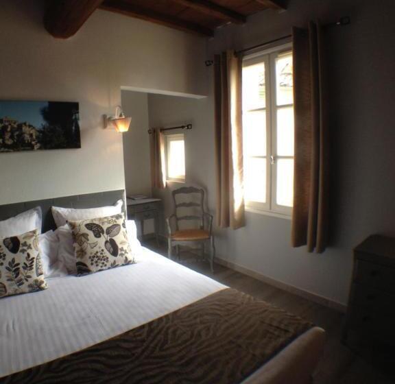 اتاق استاندارد, Logis Hotel La Ferme