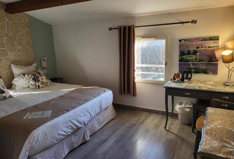 اتاق استاندارد با تخت بزرگ, Logis Hotel La Ferme