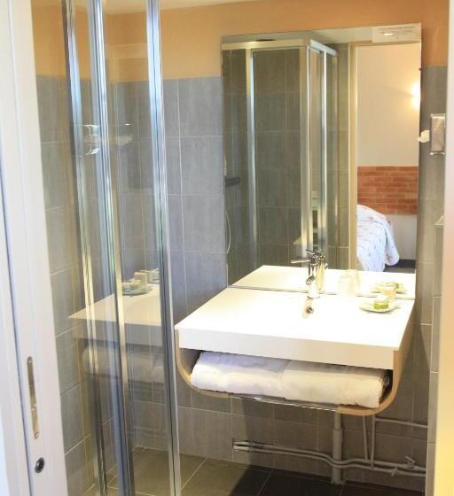 اتاق استاندارد, Logis Hotel La Ferme