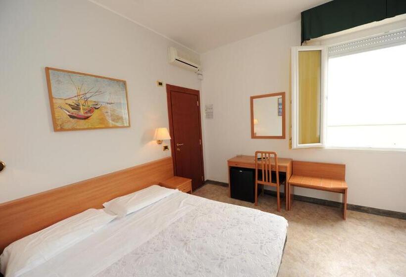اتاق استاندارد, Spiaggia