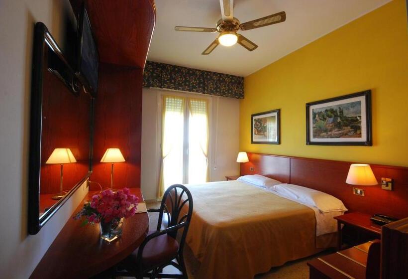 اتاق استاندارد, Spiaggia