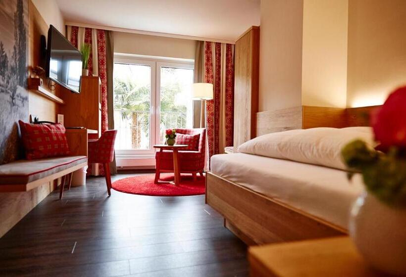 Premium Single Room, Und Restaurant Bommersheim