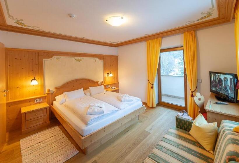 Suite, Weiher Green Lake