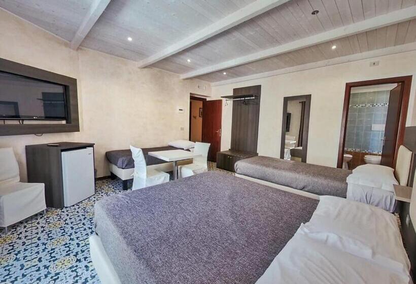 اتاق استاندارد چهار تخته, Kunesias B&b
