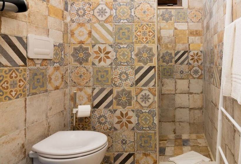 اتاق استاندارد, Kunesias B&b