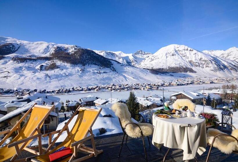 سوئیت با چشم‌انداز, Park Chalet Village