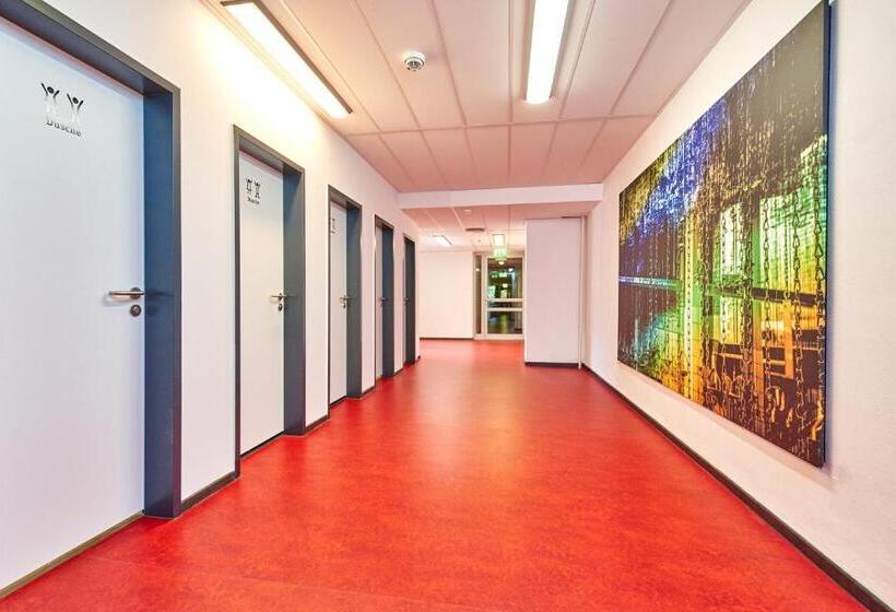 共用房间的床, Djh Jugendgästehaus Adolph Kolping