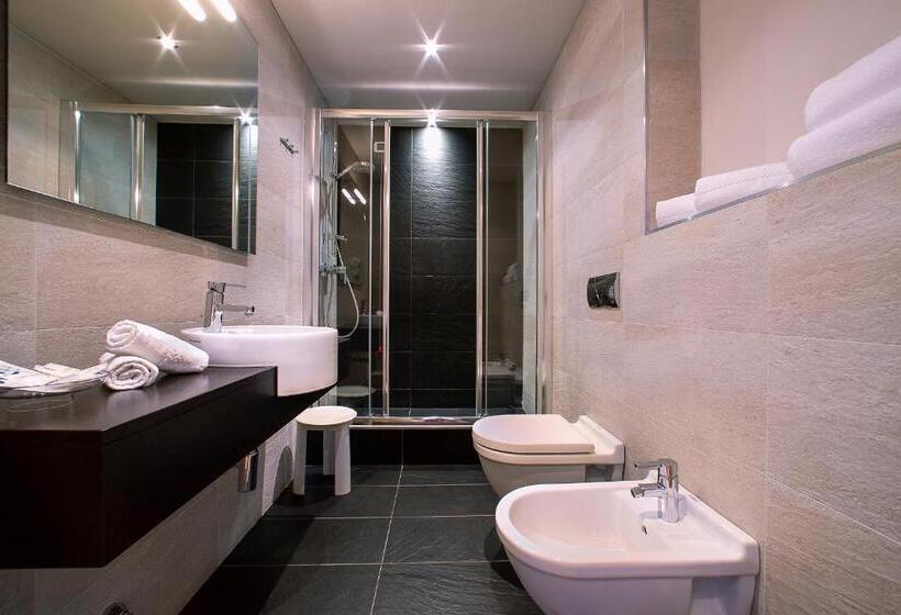 آپارتمان یک خوابه با دری مشترک که هال را جدا می کند., Th Borca Di Cadore   Park Hotel Des Dolomites