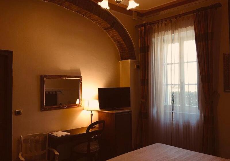 اتاق استاندارد چهار تخته, Villa San Donino