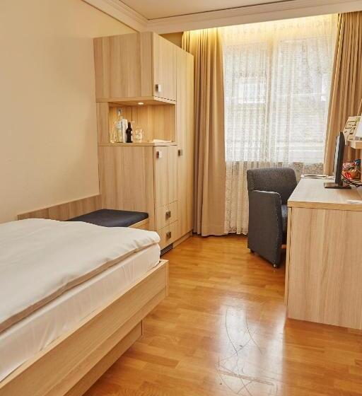اتاق استاندارد یک نفره, Flair Hotel Zum Schiff