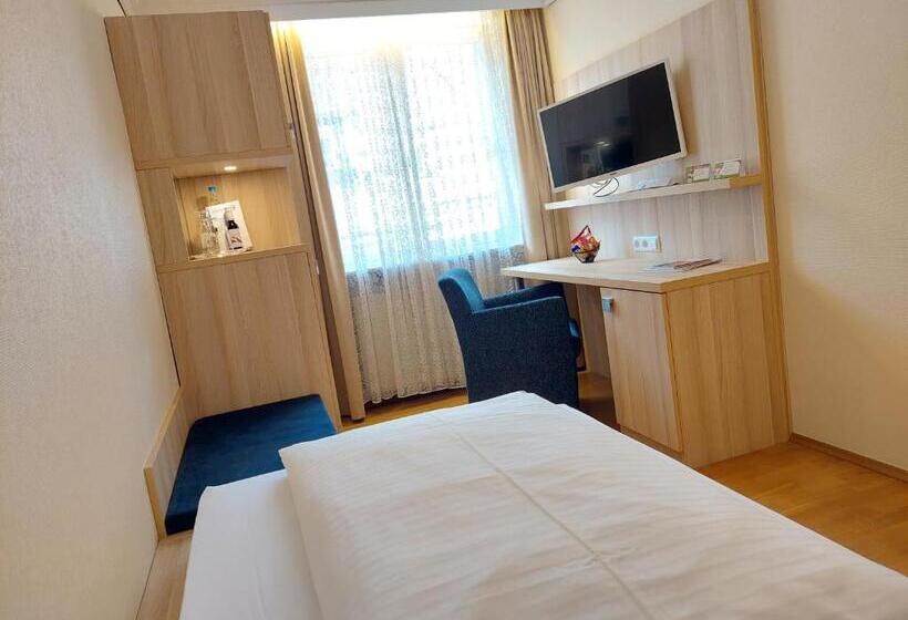 اتاق استاندارد یک نفره, Flair Hotel Zum Schiff