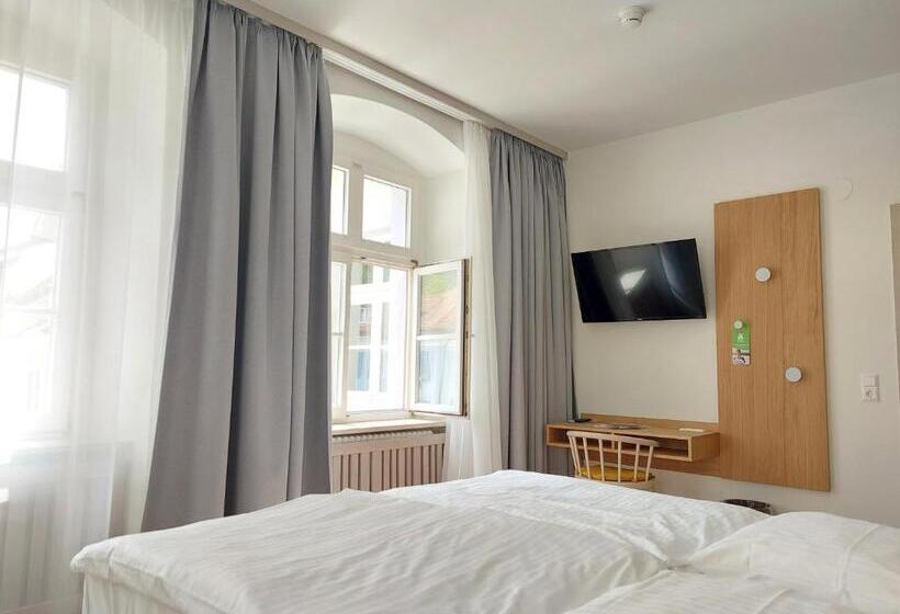 اتاق استاندارد, Flair Hotel Zum Schiff