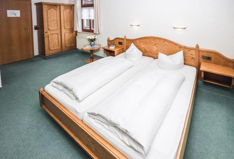 اتاق استاندارد, Berghotel Friedrichshöhe