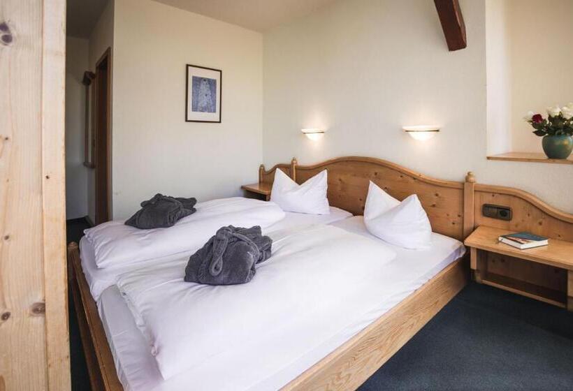 اتاق لوکس, Berghotel Friedrichshöhe