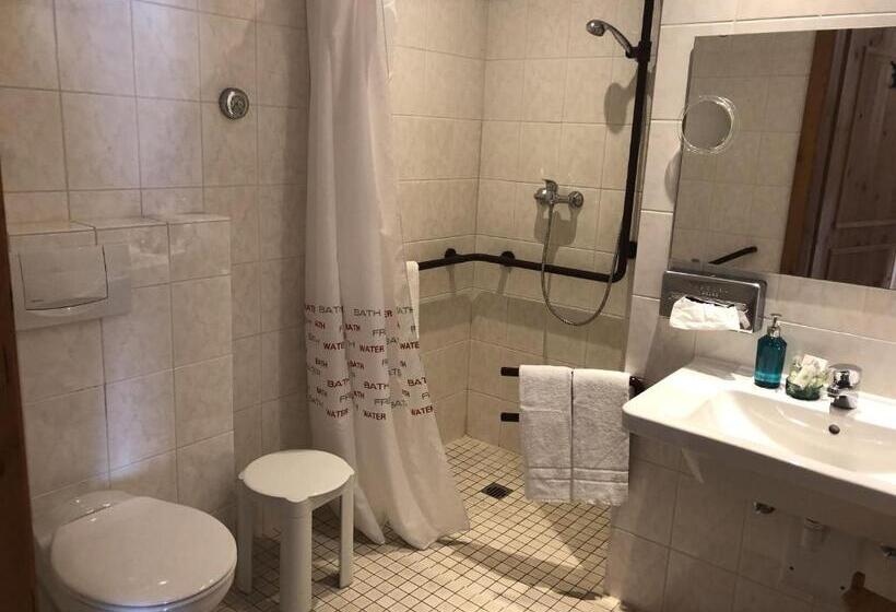 سوییت جونیور, Das Waldhotel   Genuss & Wellness Am Notschreipass