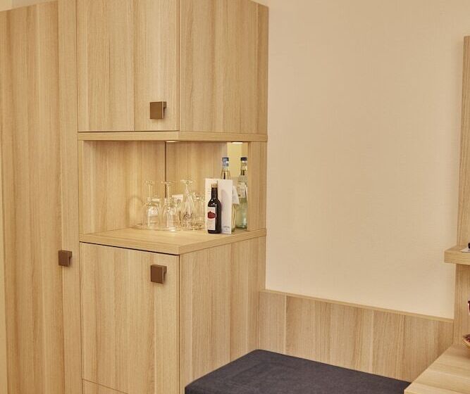 اتاق استاندارد, Flair Hotel Zum Schiff