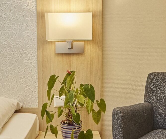 اتاق سوپریور, Flair Hotel Zum Schiff