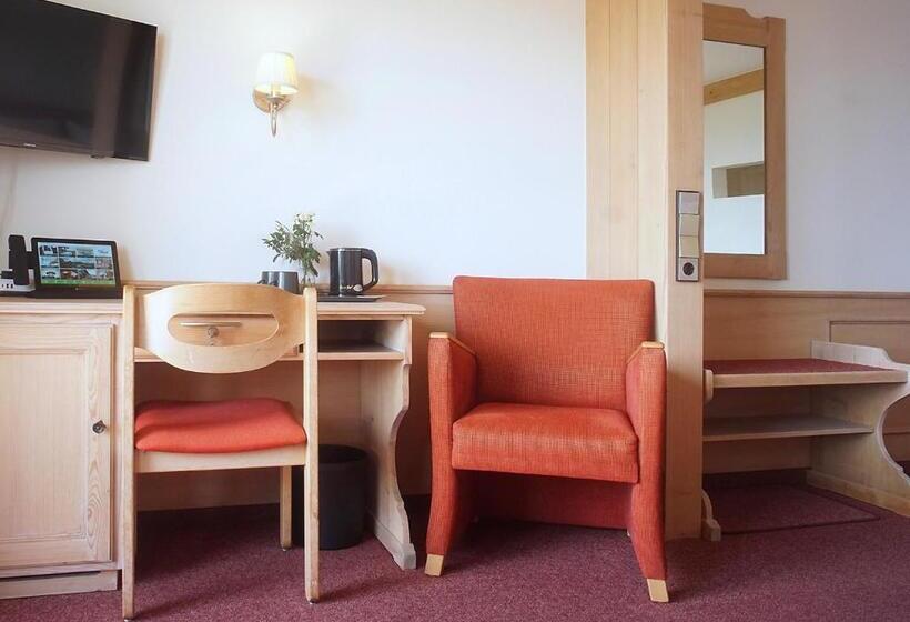 اتاق لوکس با بالکن, Bergseele Privat  & Retreathotel Schwarzwald