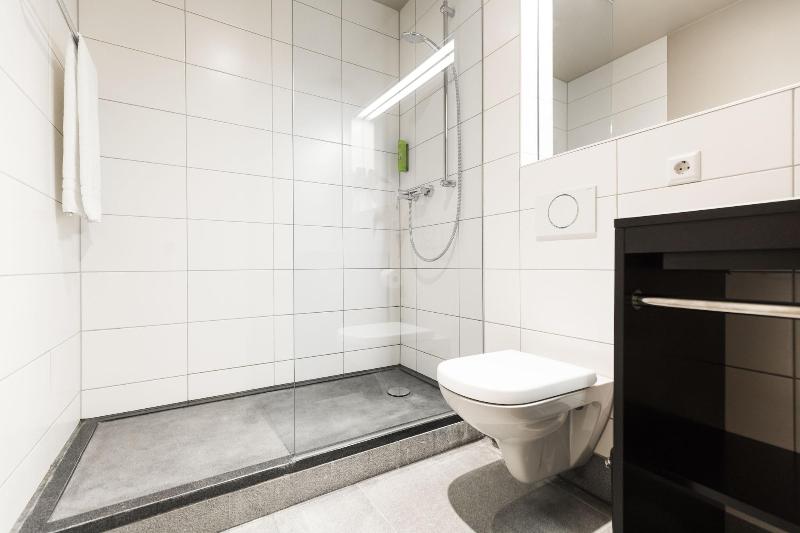 اتاق استاندارد یک نفره, Riku Hotel Neu Ulm