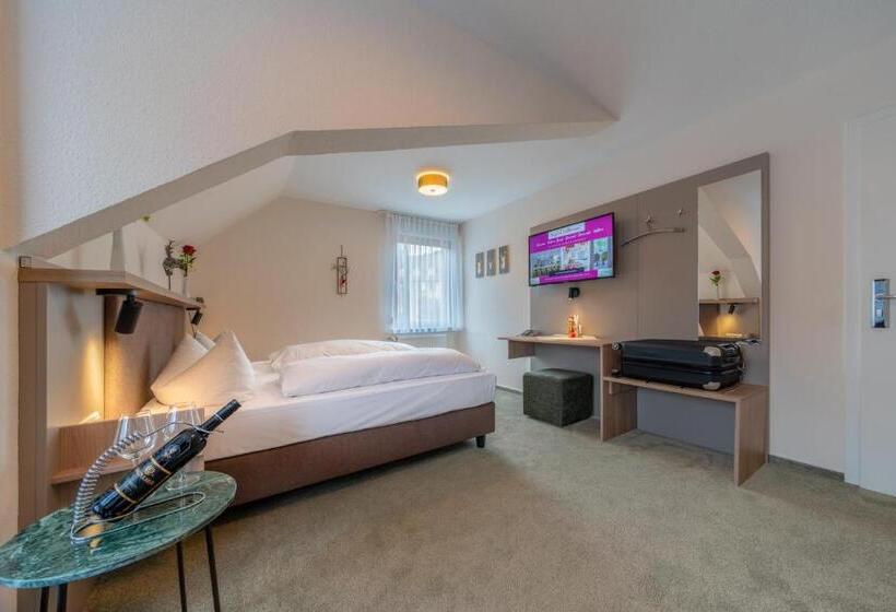 اتاق استاندارد, Landhotel Salmen