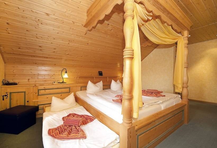اتاق استاندارد سه نفره, Naturhotel Gasthof Bärenfels