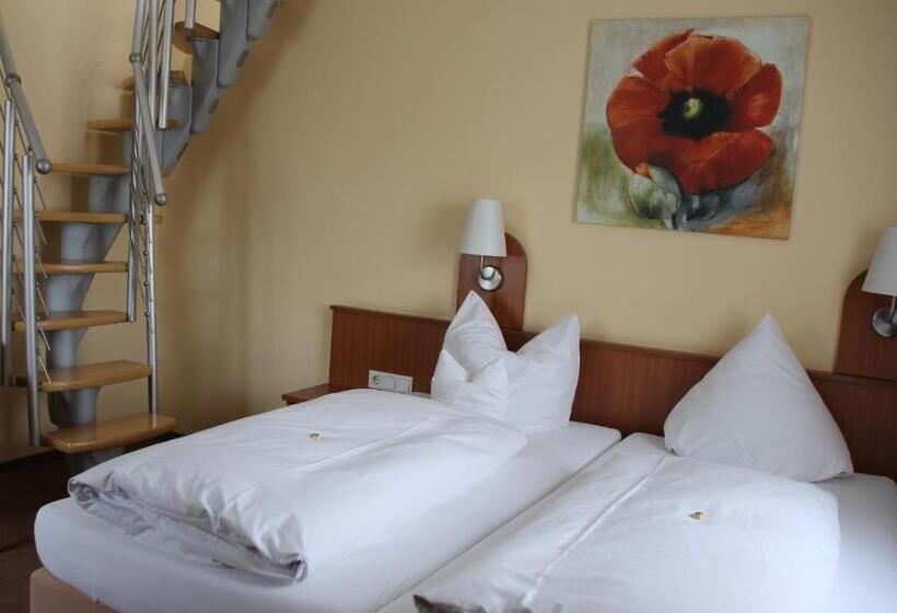 اتاق استاندارد چهار تخته, Park Residence