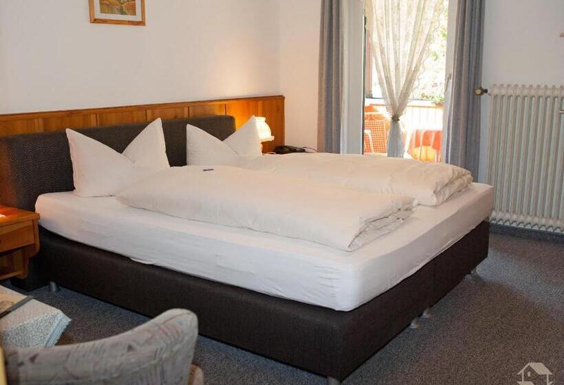 اتاق استاندارد با بالکن, Landgasthaus Kurz Hotel & Restaurant Am Feldberg   Schwarzwald