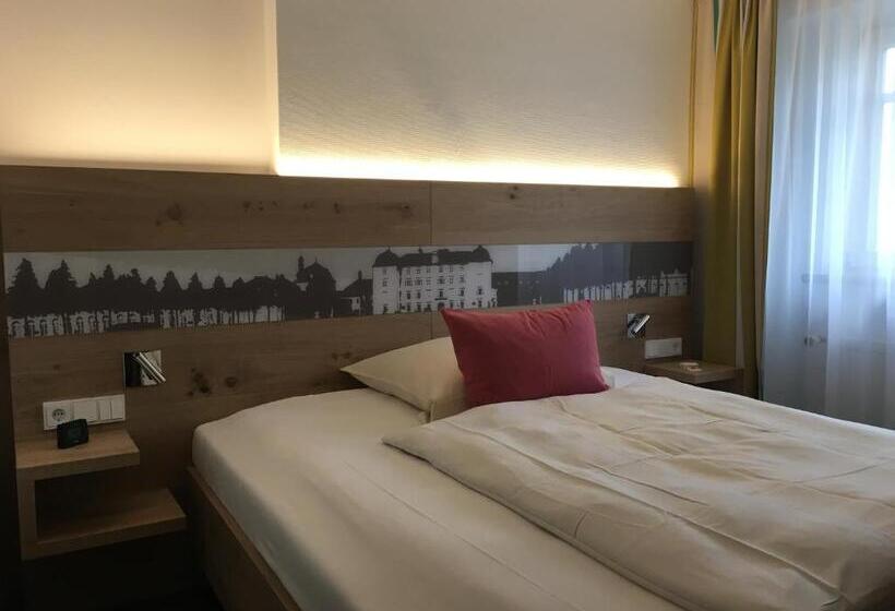 اتاق استاندارد یک نفره, Villa Benz Hotel Garni