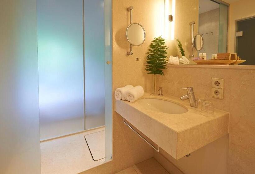 سوییت جونیور, Bio Thermalhotel Falkenhof