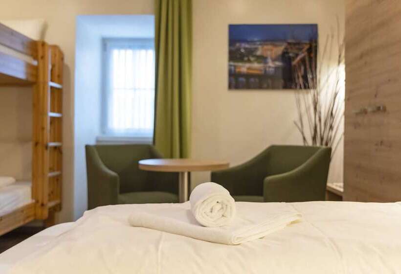 家庭间, Akzent Hotel Restaurant Roter Ochse Rhens Bei Koblenz