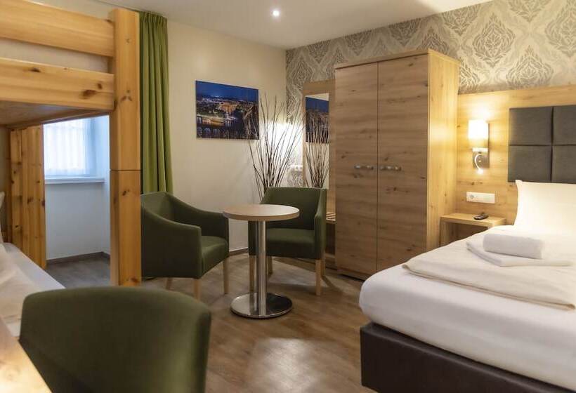 家庭间, Akzent Hotel Restaurant Roter Ochse Rhens Bei Koblenz