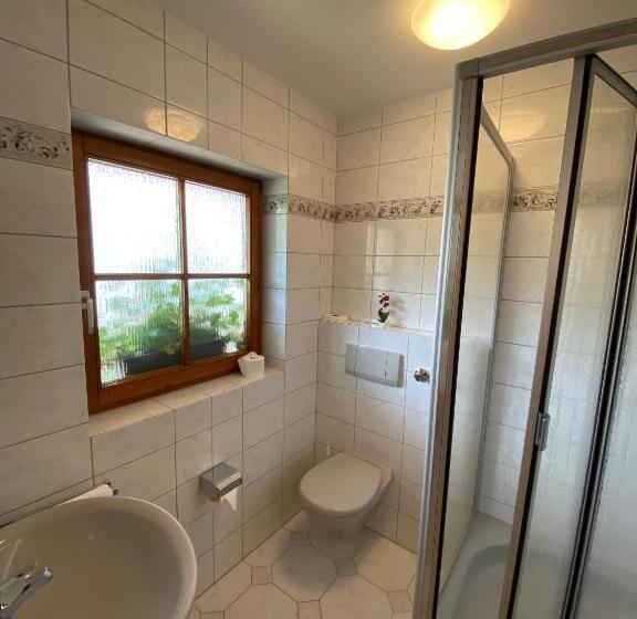 اتاق استاندارد یک نفره, Haus Seehang