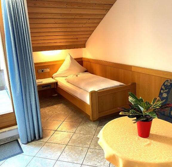 اتاق استاندارد یک نفره, Haus Seehang