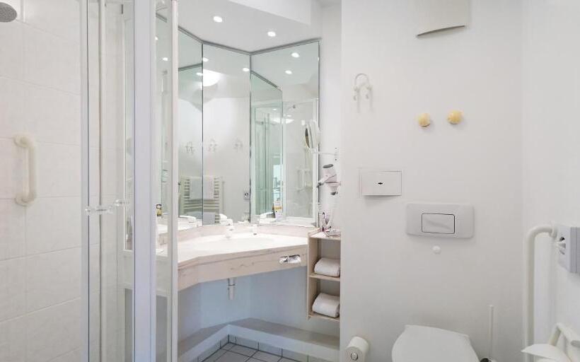 Полулюкс, Thermenhotel Sonnenhof