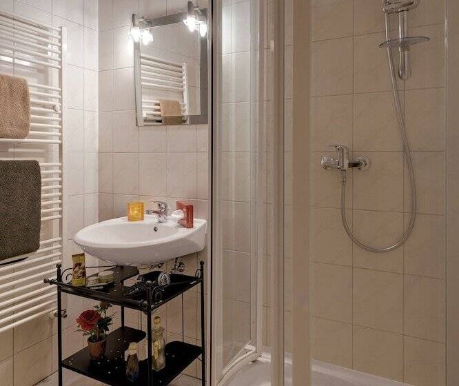 اتاق استاندارد, Pension Haus Saarland