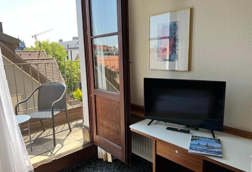 Standard Single Room, Stadt