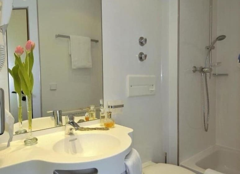 اتاق استاندارد یک نفره, Stern Hotel Soller