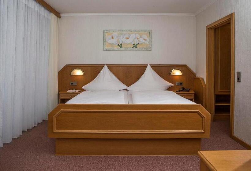 اتاق لوکس, Kurhotel Unter Den Linden